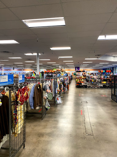 Clothing Store «Iron Springs Goodwill Retail Store & Donation Center», reviews and photos