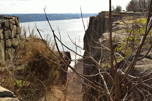 Nature Preserve «Greenbrook Nature Sanctuary», reviews and photos, Green Brook Rd, Tenafly, NJ 07670, USA