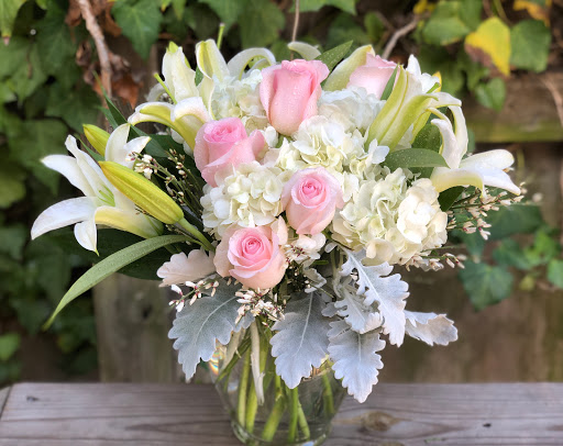 Florist «Dan Martin Flowers», reviews and photos, 3205 Peachtree Rd, Atlanta, GA 30305, USA