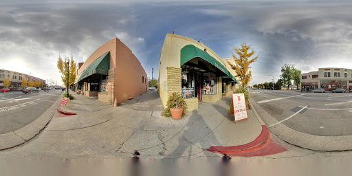 Red Shoes, 1018 Mission St, South Pasadena, CA 91030, USA, 