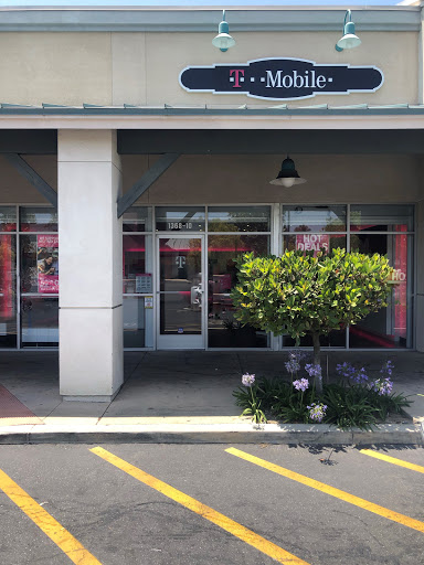T-Mobile, 1368 Madera Rd, Simi Valley, CA 93065-4063, USA, 