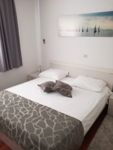Broj telefona Apartment Mahagony Deluxe