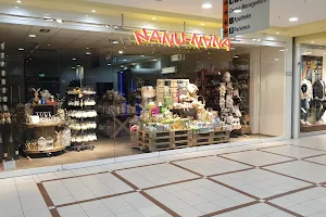 NANU-NANA image