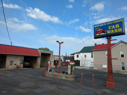 South Main Street Car Wash en Lewistown