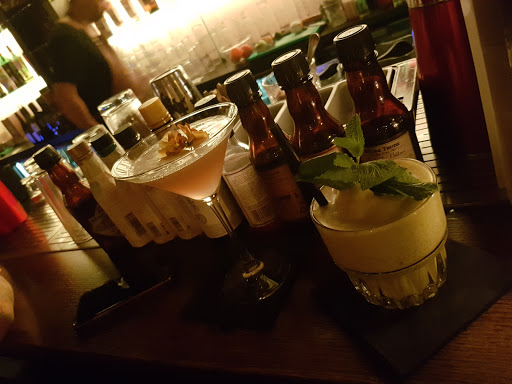 Cocktail bars in Antwerp
