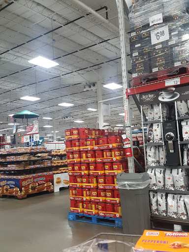 Warehouse club «Sams Club», reviews and photos