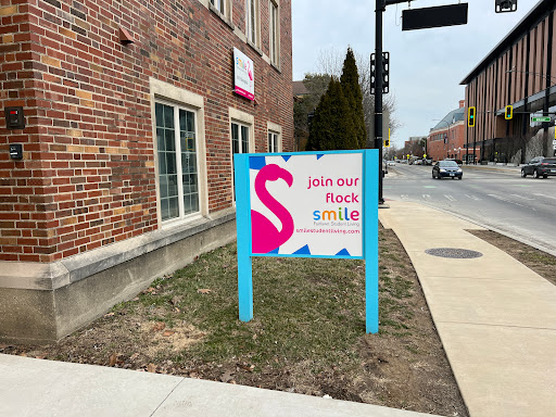 Sign Shop «FASTSIGNS», reviews and photos, 313 N Mattis Ave #114, Champaign, IL 61821, USA