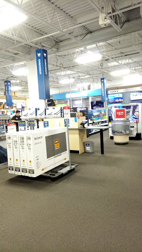 Electronics Store «Best Buy», reviews and photos, 100 Hawley Ln, Trumbull, CT 06611, USA