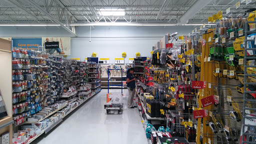 Department Store «Walmart Supercenter», reviews and photos, 3003 N Highway 61, Muscatine, IA 52761, USA