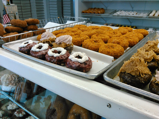 Donut Shop «Jack Frost Donuts», reviews and photos, 4960 Pearl Rd, Cleveland, OH 44109, USA