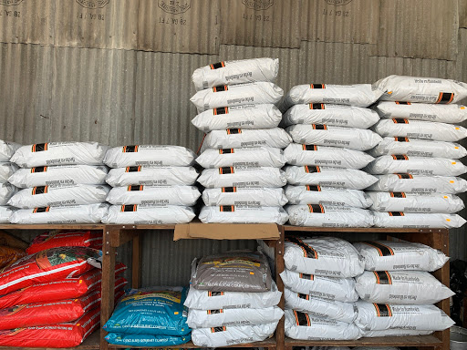 Pet Supply Store «Chelsea Farmers Supply», reviews and photos, 122 Jackson St, Chelsea, MI 48118, USA