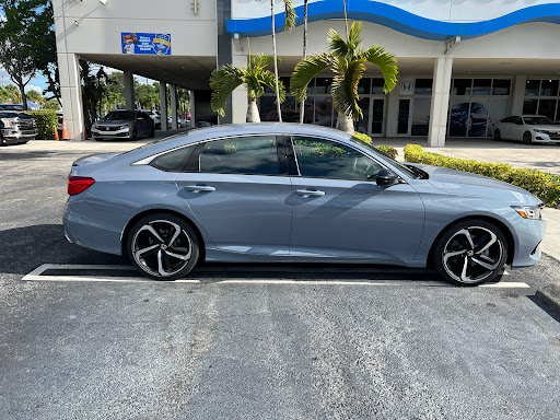 Honda Dealer «AutoNation Honda Miami Lakes», reviews and photos, 5925 NW 167th St, Hialeah, FL 33015, USA