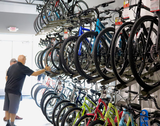 Bicycle Store «Trek Bicycle Store of Boca Raton», reviews and photos, 335 N Federal Hwy, Boca Raton, FL 33432, USA