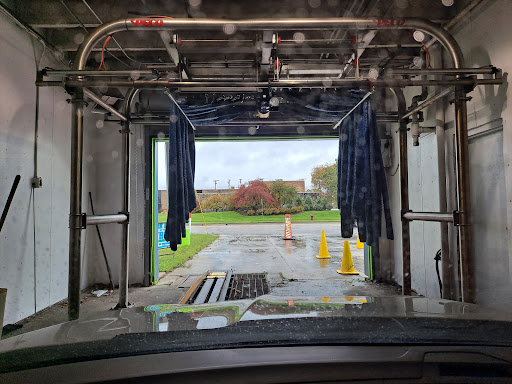 Car Wash «Troy Auto Wash», reviews and photos, 1300 W Maple Rd, Troy, MI 48084, USA