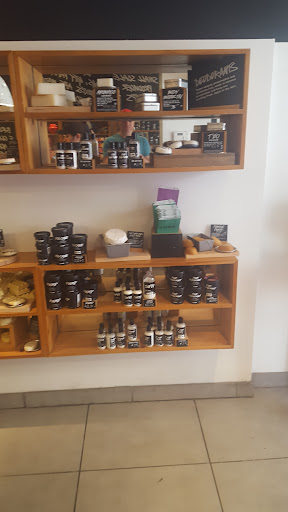 Cosmetics Store «Lush Cosmetics», reviews and photos, 316 King St B, Charleston, SC 29401, USA