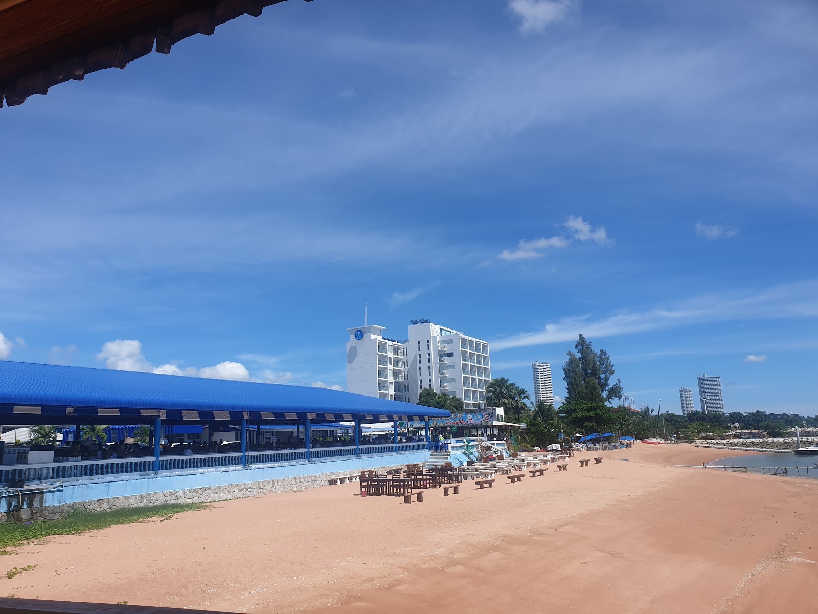 Ban Ampoe Beach'in fotoğrafı imkanlar alanı