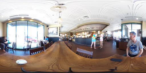 Coffee Shop «Starbucks», reviews and photos, 40 N Williams St a, Crystal Lake, IL 60014, USA