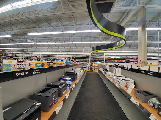 Office Supply Store «Staples», reviews and photos, 1700 W 49th St, Hialeah, FL 33012, USA