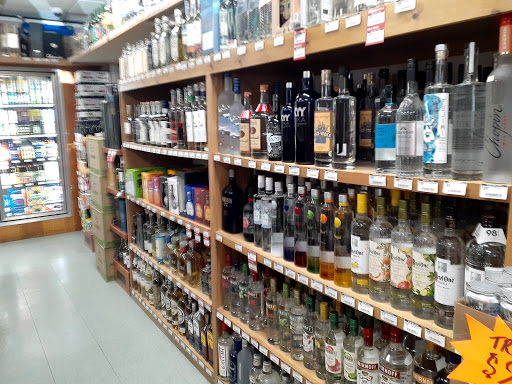 Wine Store «Norfolk Wine & Spirits», reviews and photos, 206 Dedham St, Norfolk, MA 02056, USA