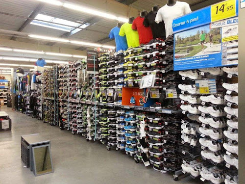 Magasin d'articles de sports Decathlon Chateaudun Châteaudun