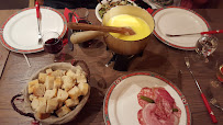 Plats et boissons du Restaurant de fondues La Taverne du Gaulois à Chamrousse - n°13