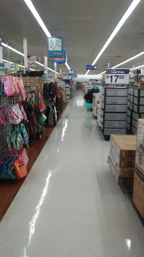 Discount Store «Walmart», reviews and photos, 1901 1st Ave, Rock Falls, IL 61071, USA