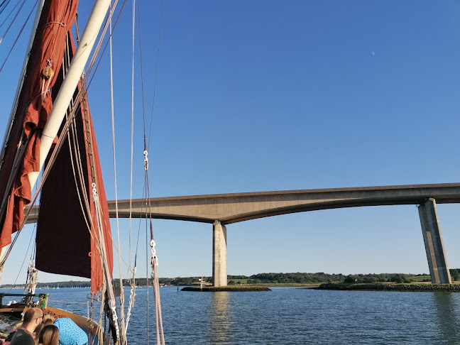 Sailing Barge Victor - Travel Agency