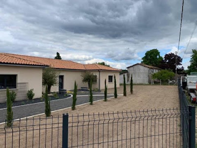 SAS MONTANT TRAVAUX PUBLICS à Les Églisottes-et-Chalaures