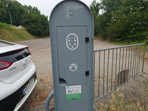 Borne de recharge de véhicules électriques Freshmile Services Charging Station Réalville