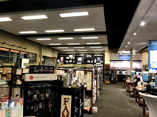 Religious Goods Store «Deseret Book», reviews and photos, 1076 S 750 E, Orem, UT 84097, USA