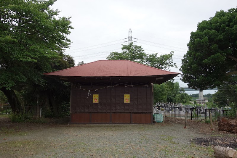 八幡神社（西富岡）