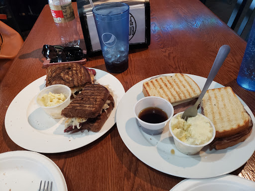 Deli «Bulldog Deli & Pizza», reviews and photos, 1815 65th Ave, Greeley, CO 80634, USA