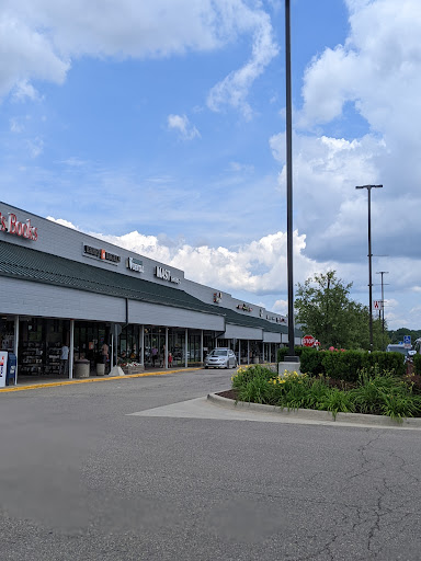 Department Store «T.J. Maxx», reviews and photos, 2467 W Stadium Blvd, Ann Arbor, MI 48103, USA