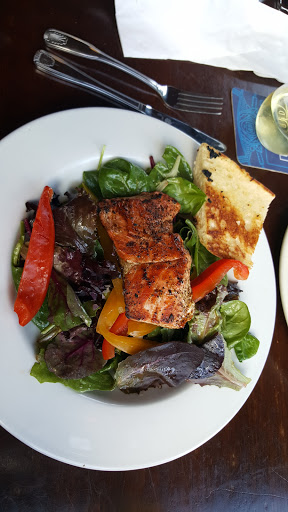 Bar & Grill «The Swiss Restaurant & Pub», reviews and photos, 1904 Jefferson Ave, Tacoma, WA 98402, USA