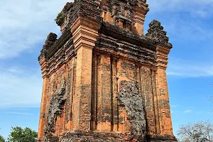 Nhan Temple image