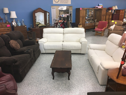 Thrift Store «Peninsula Rescue Mission Thrift Store», reviews and photos, 6200 Jefferson Ave, Newport News, VA 23605, USA