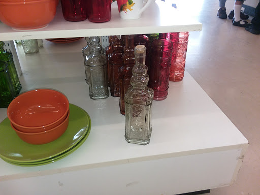 Dollar Store «Dollar Tree», reviews and photos, 2840 Washtenaw Ave, Ypsilanti, MI 48197, USA