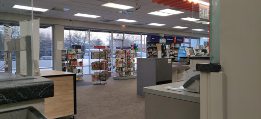 Print Shop «FedEx Office Print & Ship Center», reviews and photos, 76 W Dundee Rd, Buffalo Grove, IL 60089, USA