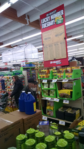 Department Store «Bi-Mart», reviews and photos, 514 W Main St, Molalla, OR 97038, USA