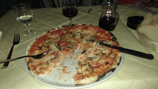Restaurant and Pizzeria The Three Angels in Pescia, Provincia di Pistoia