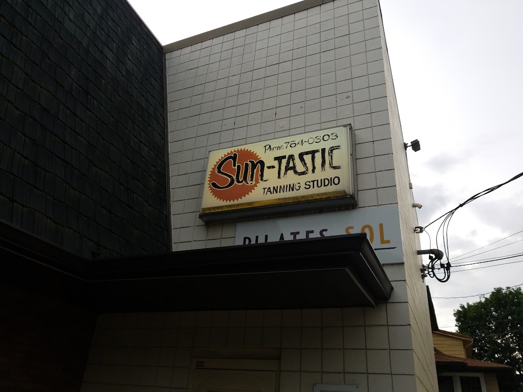 Suntastic Tanning Studio 15215