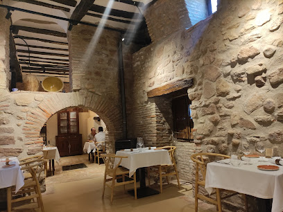 Restaurante El Figón del Duque - Plaza del Hundido, Pl. Mayor, 26370 Navarrete, La Rioja, Spain