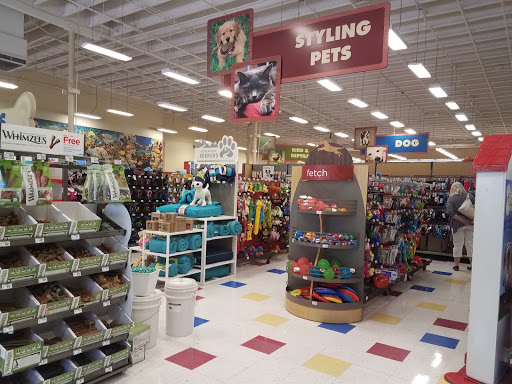 Pet Supply Store «Petco Animal Supplies», reviews and photos, 855 E Bidwell St, Folsom, CA 95630, USA