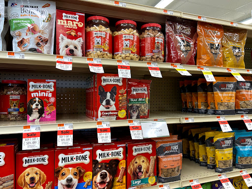 Pet Supply Store «Pet Supplies Plus», reviews and photos, 471 Boston Post Rd, Orange, CT 06477, USA