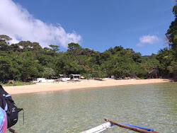 Foto von Alibog Beach und die siedlung