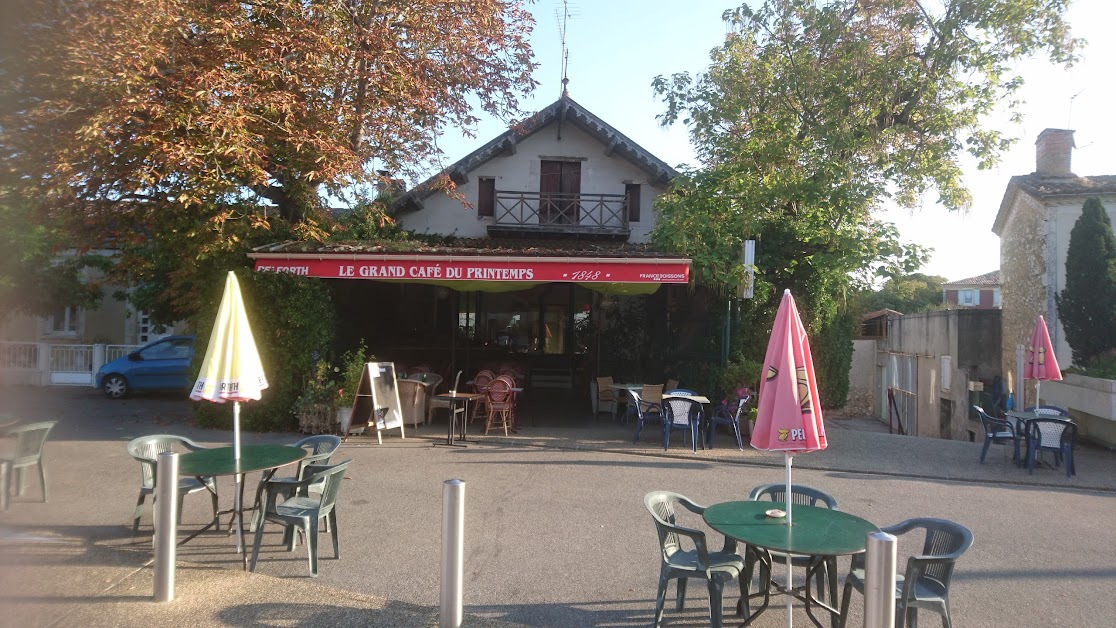 Le Grand Cafe Du Printemps à Mauvezin (Gers 32)