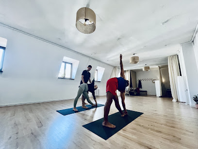 Everyday Yoga Studio - plac Teatralny 3, 53-110 Wrocław, Poland
