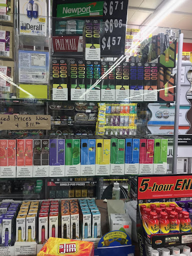 Gas Station «Quick Pump Shop», reviews and photos, 411 Dover Rd, Clarksville, TN 37042, USA