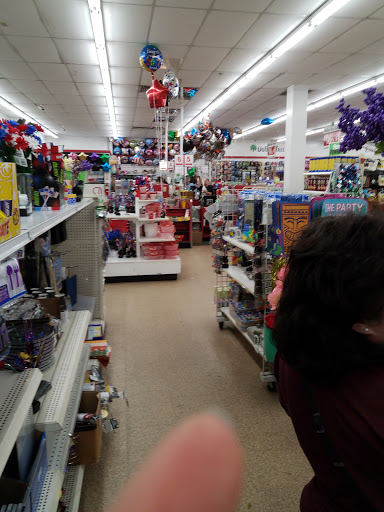 Dollar Store «Dollar Tree», reviews and photos, 1207 E Huntington Dr, Duarte, CA 91010, USA