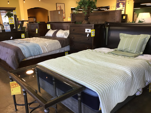 Furniture Store «Furniture Factory Outlet», reviews and photos, 1162 Gateway Loop, Springfield, OR 97477, USA